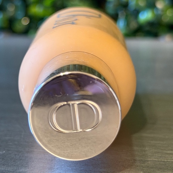 3WO-Dior Backstage Foundation -NEW NO BOX - Picture 3 of 5